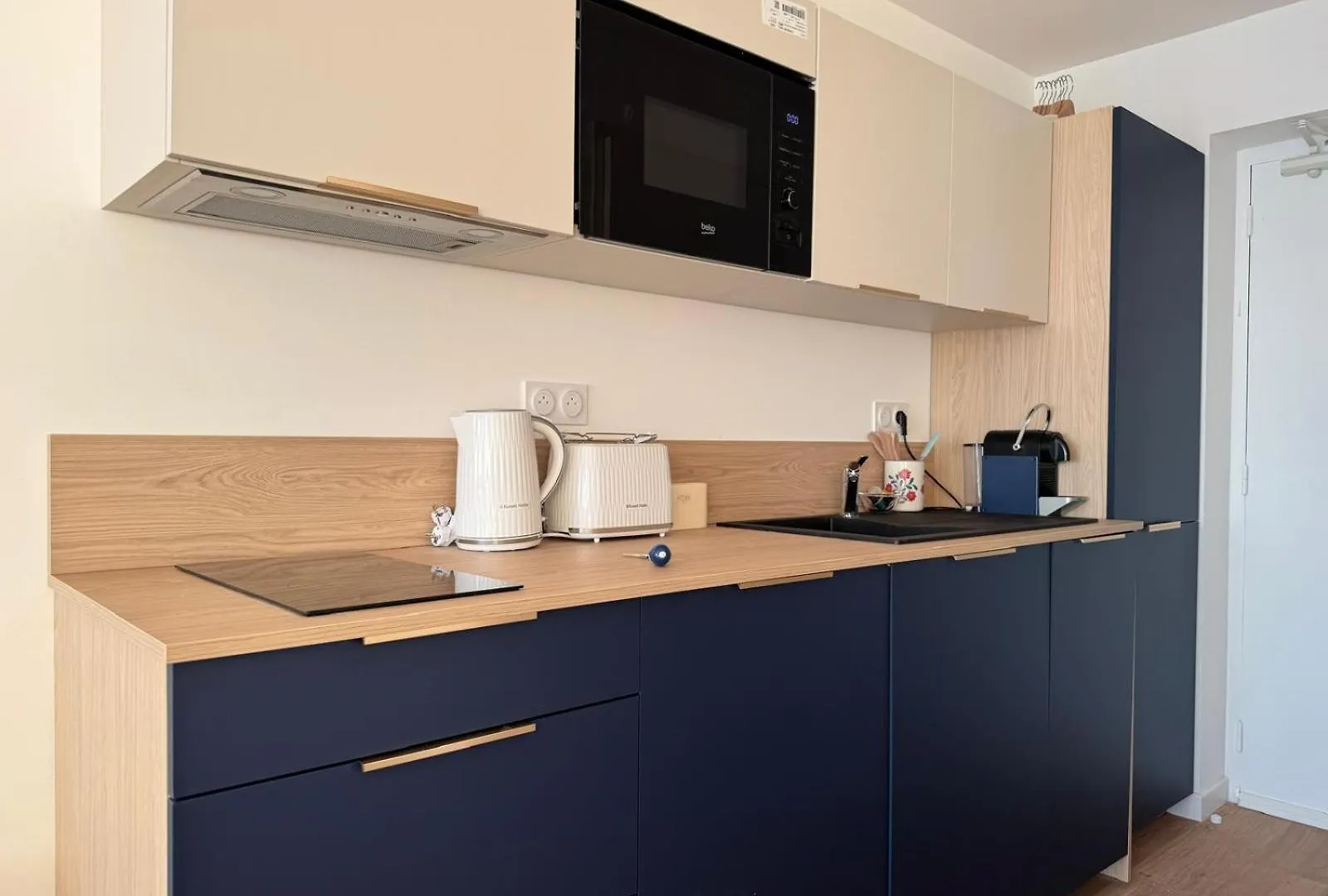 Flots Bleus - Cozy Studio - White Sand Beach Конкарно 0*,  Франция